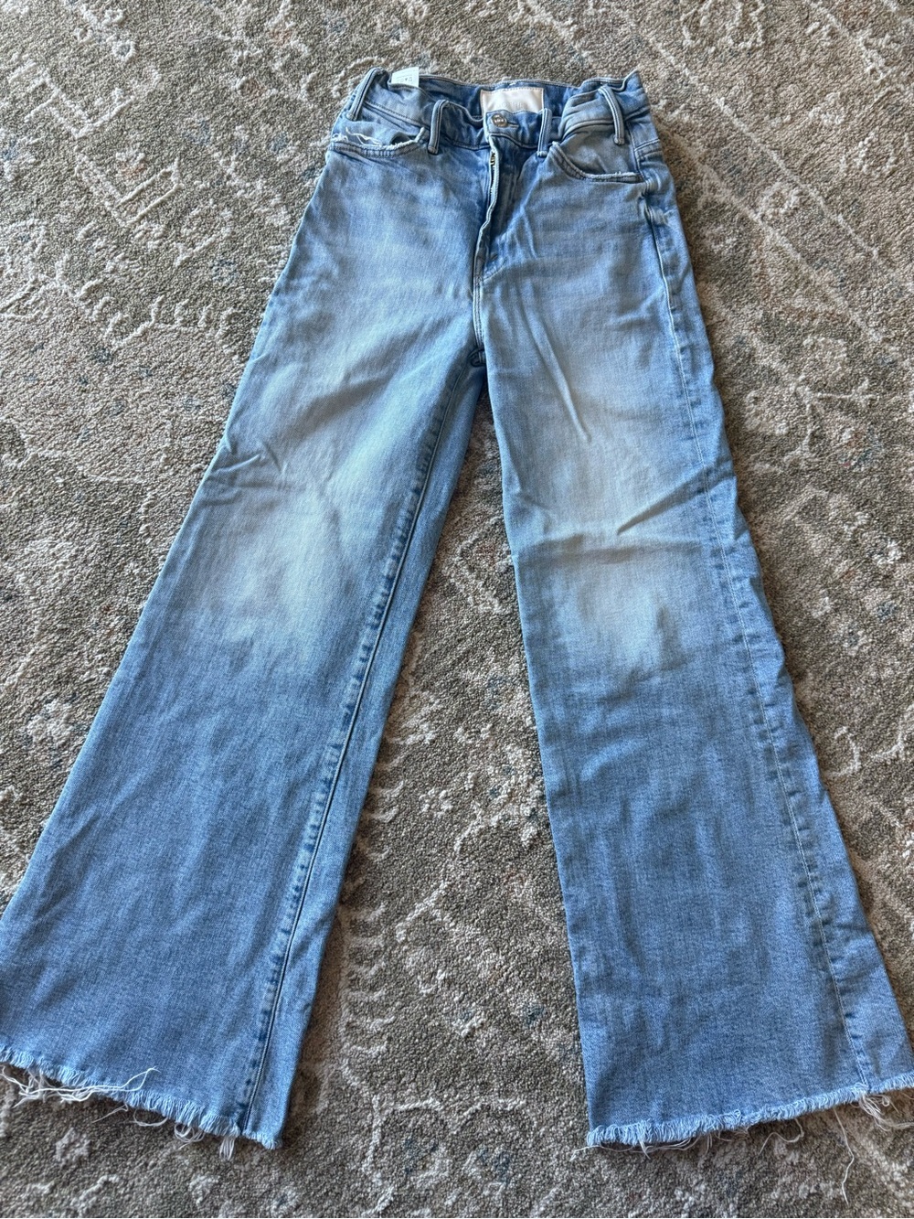 MOTHER the hustler roller fray in I confess Light Blue Flared Wide-Leg Jeans